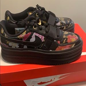 Nike Vandal 2k LX
